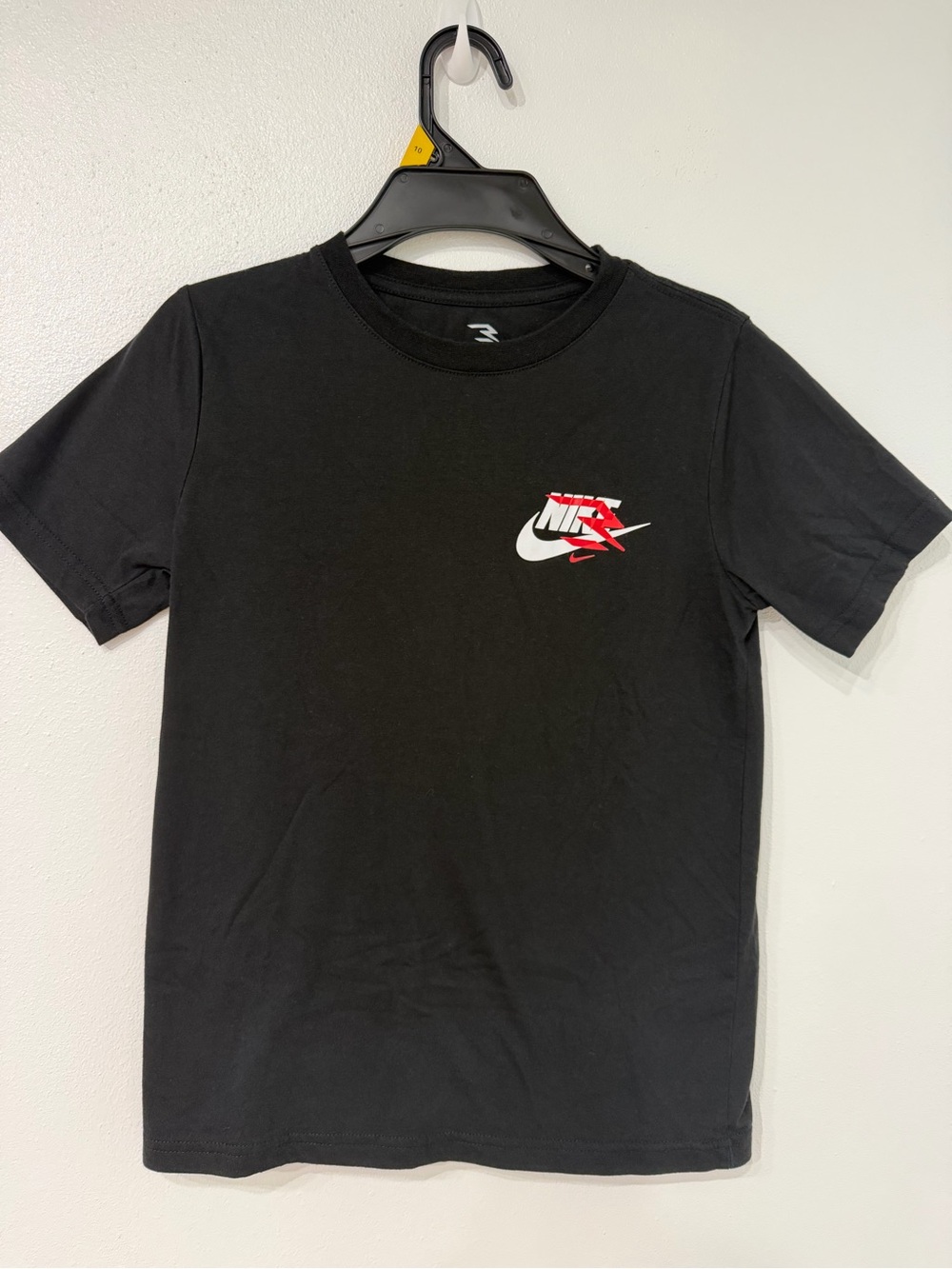 Nike Men's Black Short-Sleeve Logo T-Shirt